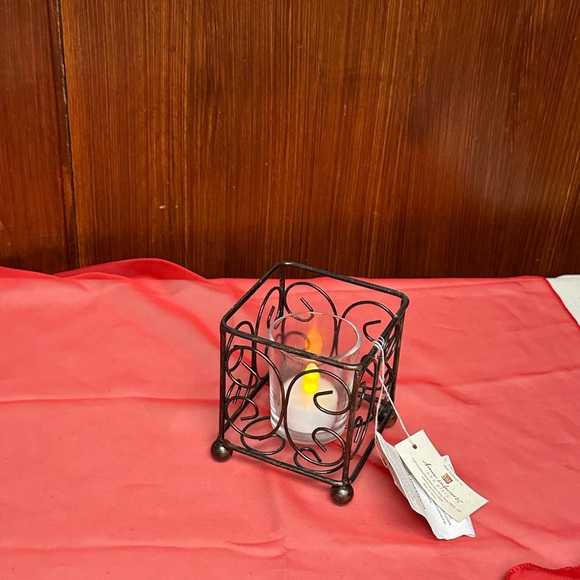 Home Interiors Metal square tea light holder - Picture 7 of 10